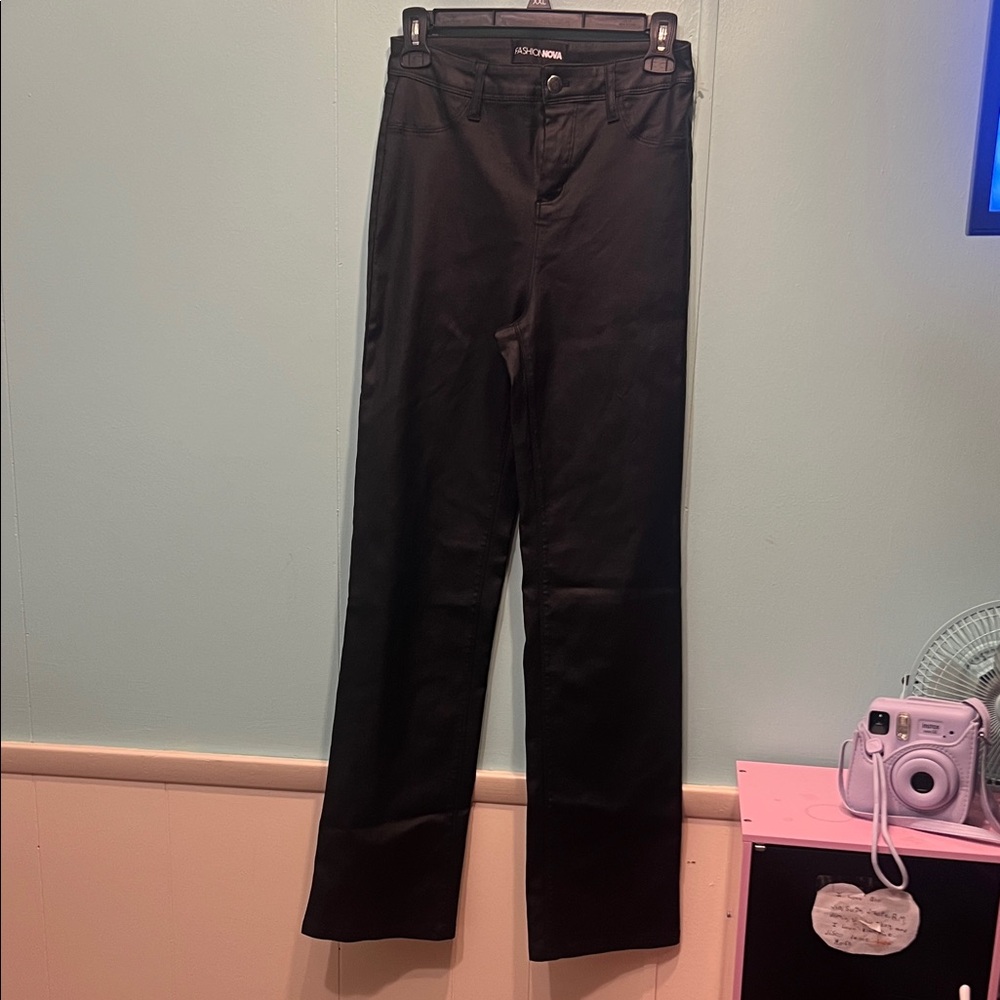 Fashion Nova Black High-Waisted Pants - Picture 1 of 3
